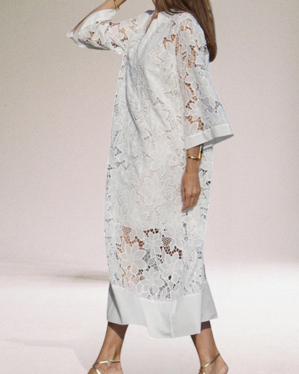 Silvana | Elegant Long Lace Gown