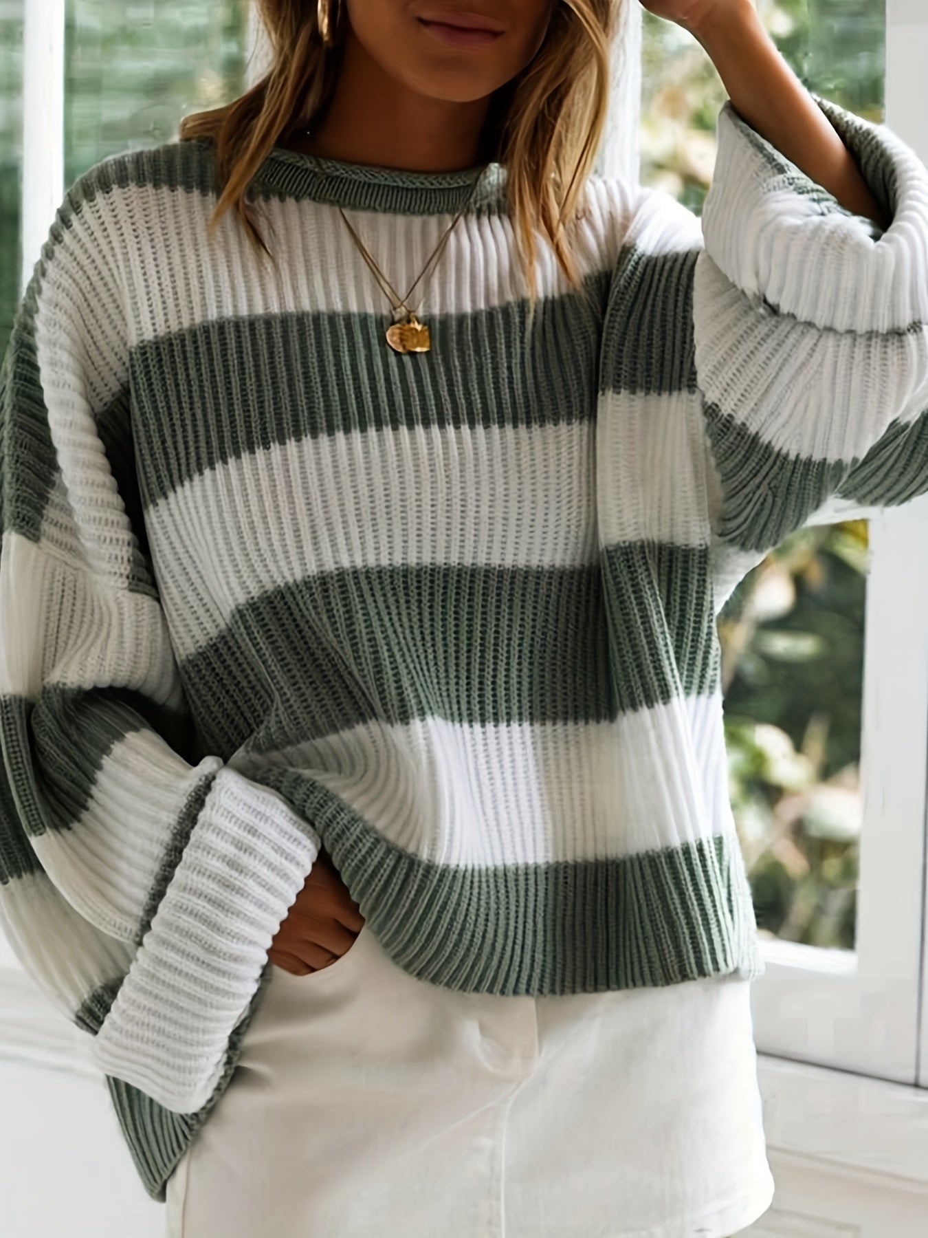 Laluna® | Striped Round Neck Sweater