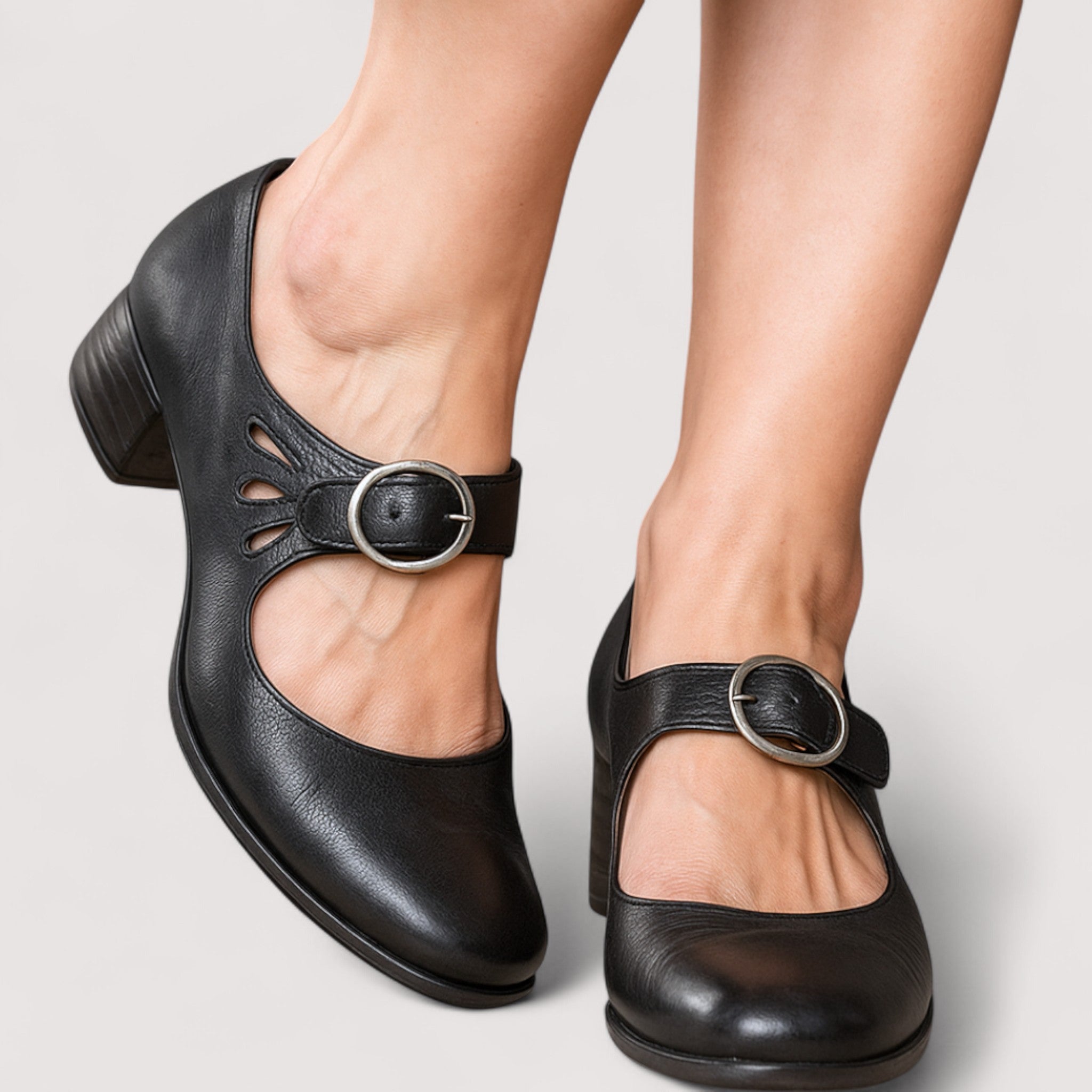 Ciara -Elegant eco-leather pumps