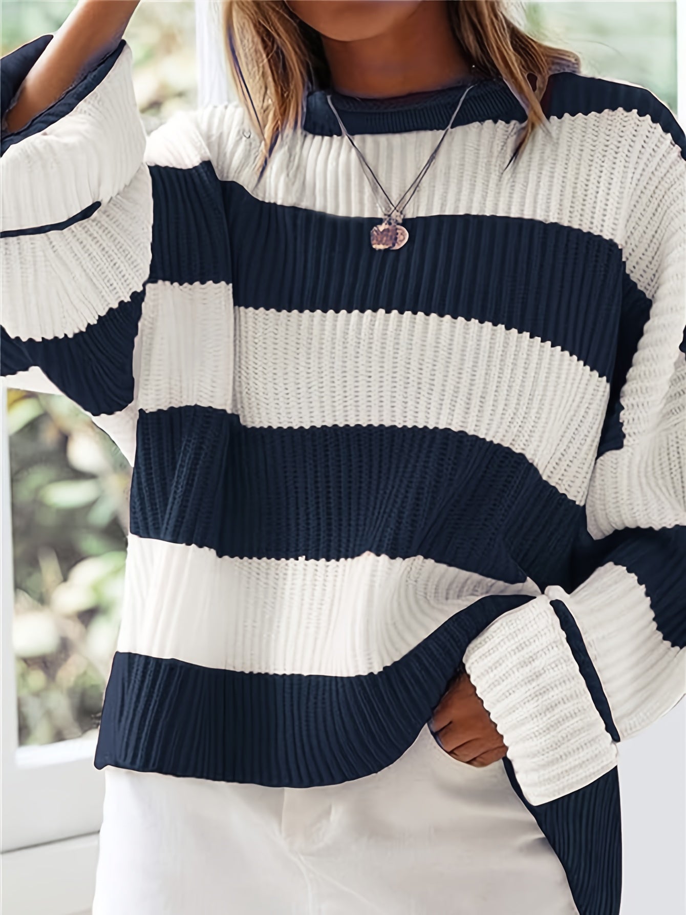 Laluna® | Striped Round Neck Sweater