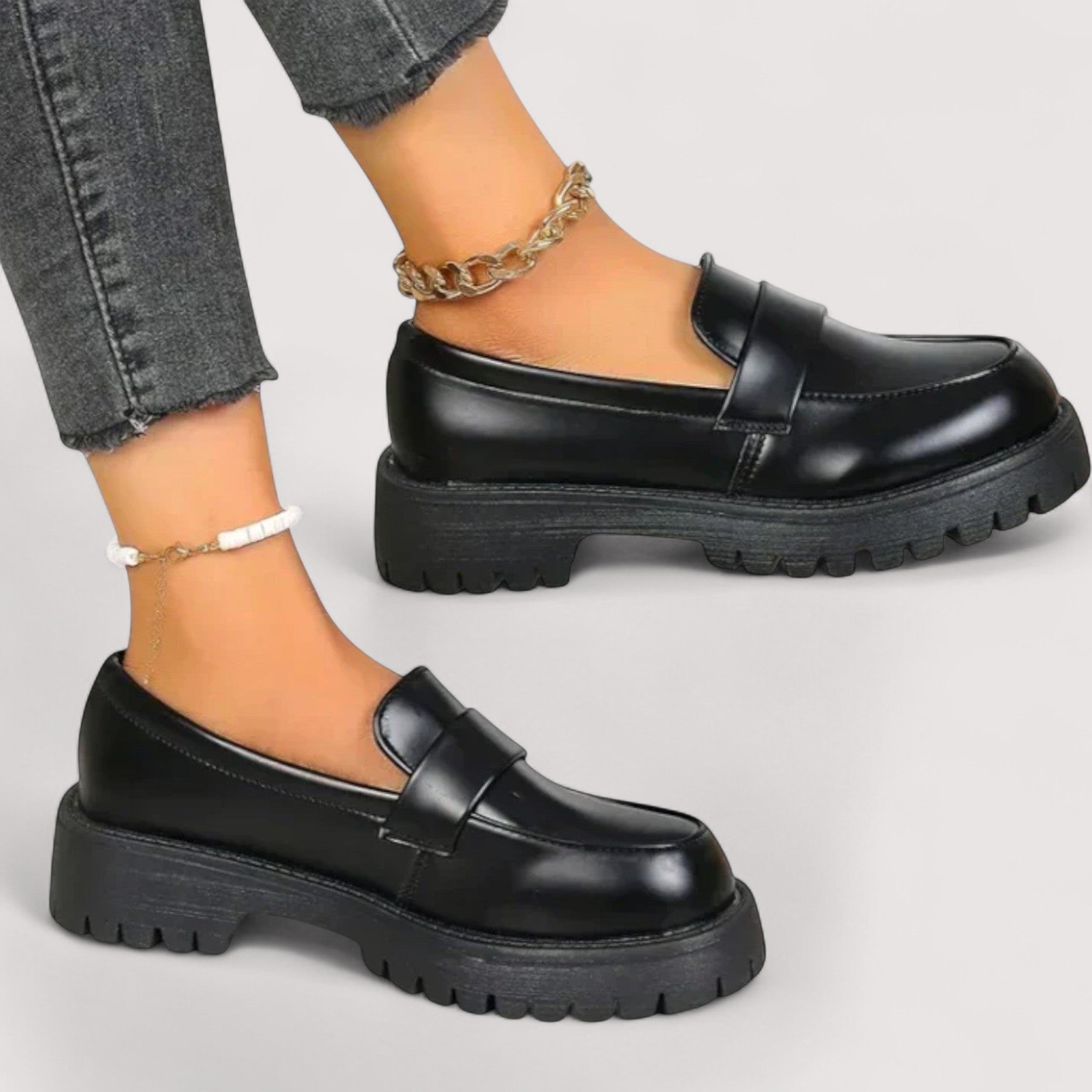 Stephanie - Practical and Elegant Loafers