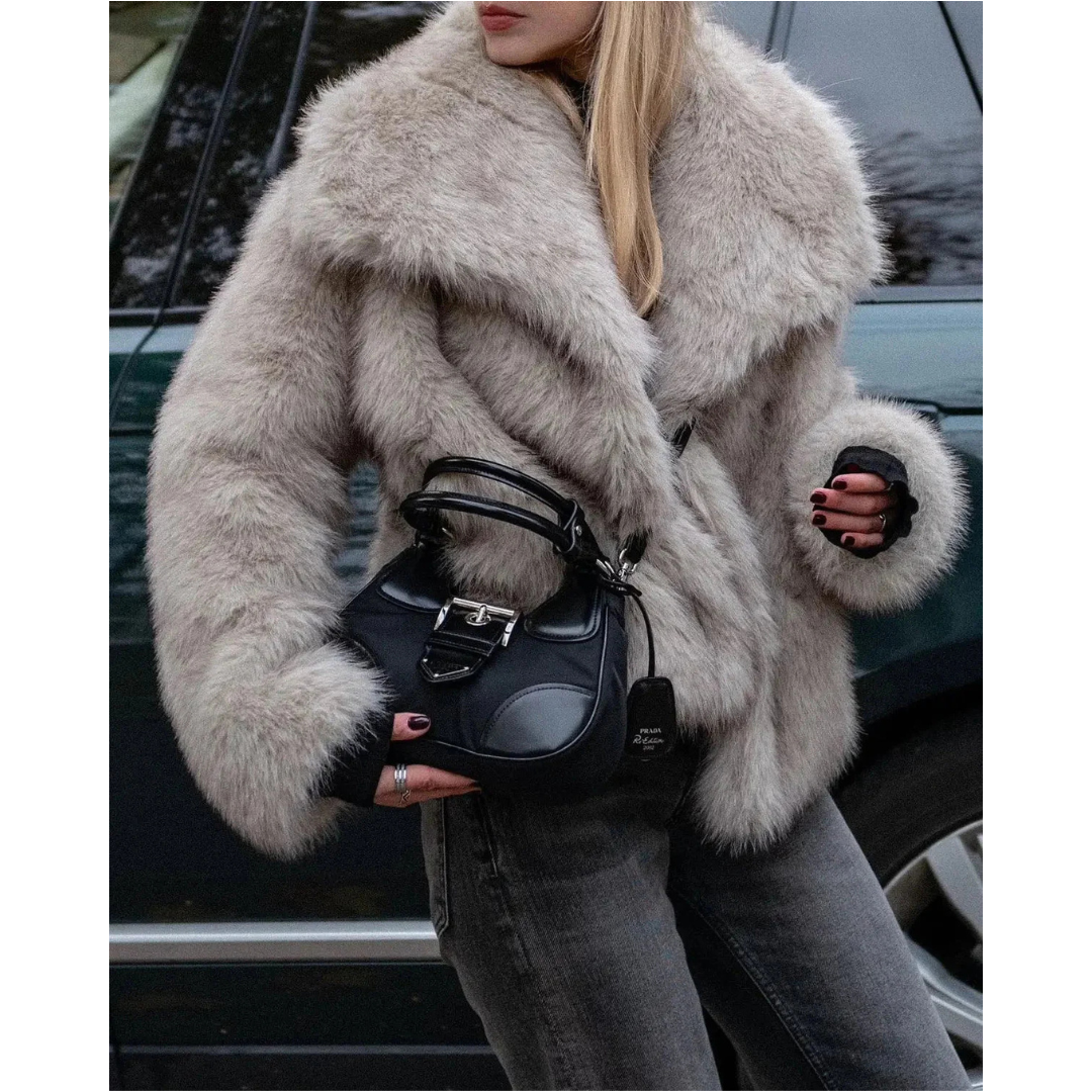 Laluna® | Premium Faux Fur Coat