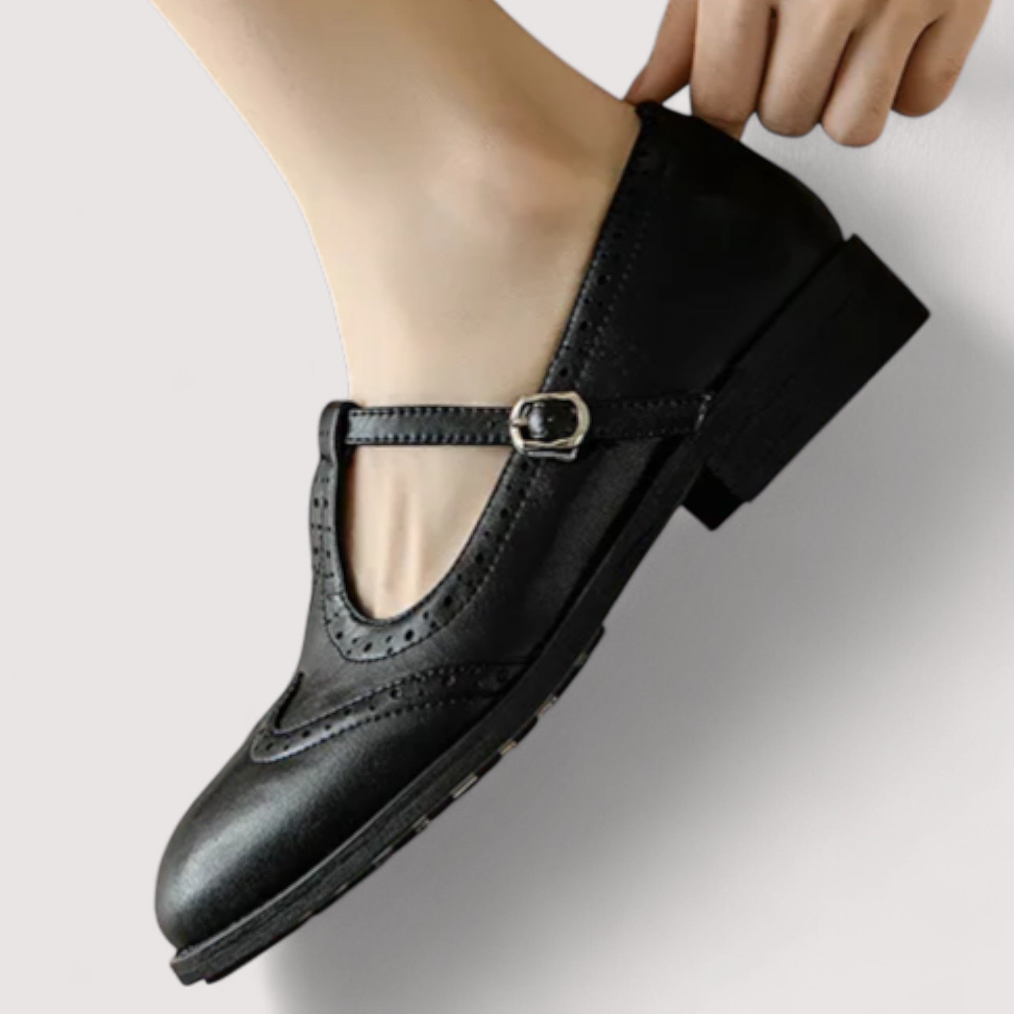 Irene - Elegant and Comfortable Sandals