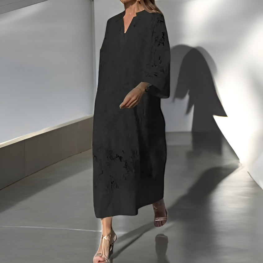 Silvana | Elegant Long Lace Gown