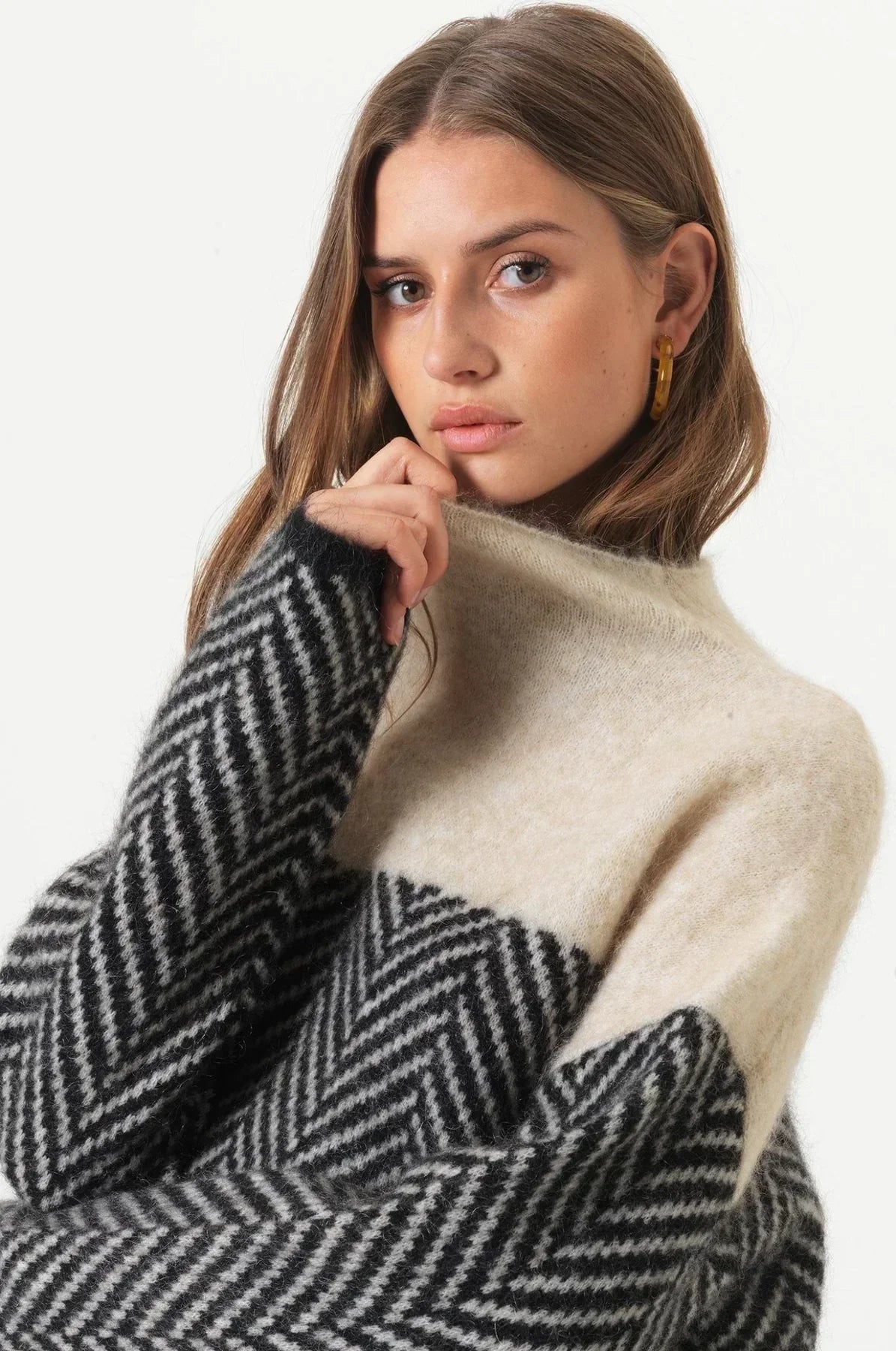 Laluna® | Cozy Turtleneck Knit Sweater