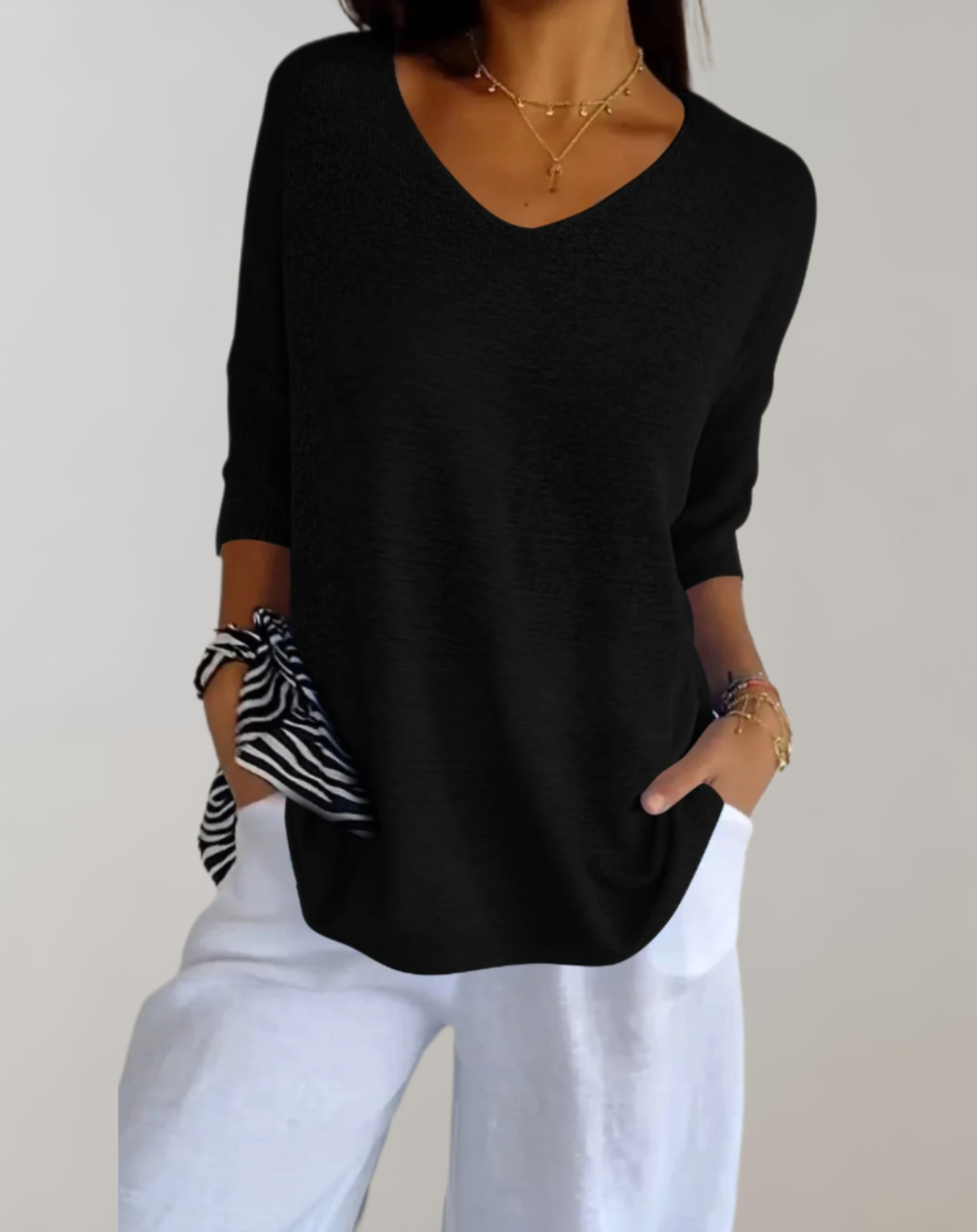 Laluna® V-Neck Knitted Top
