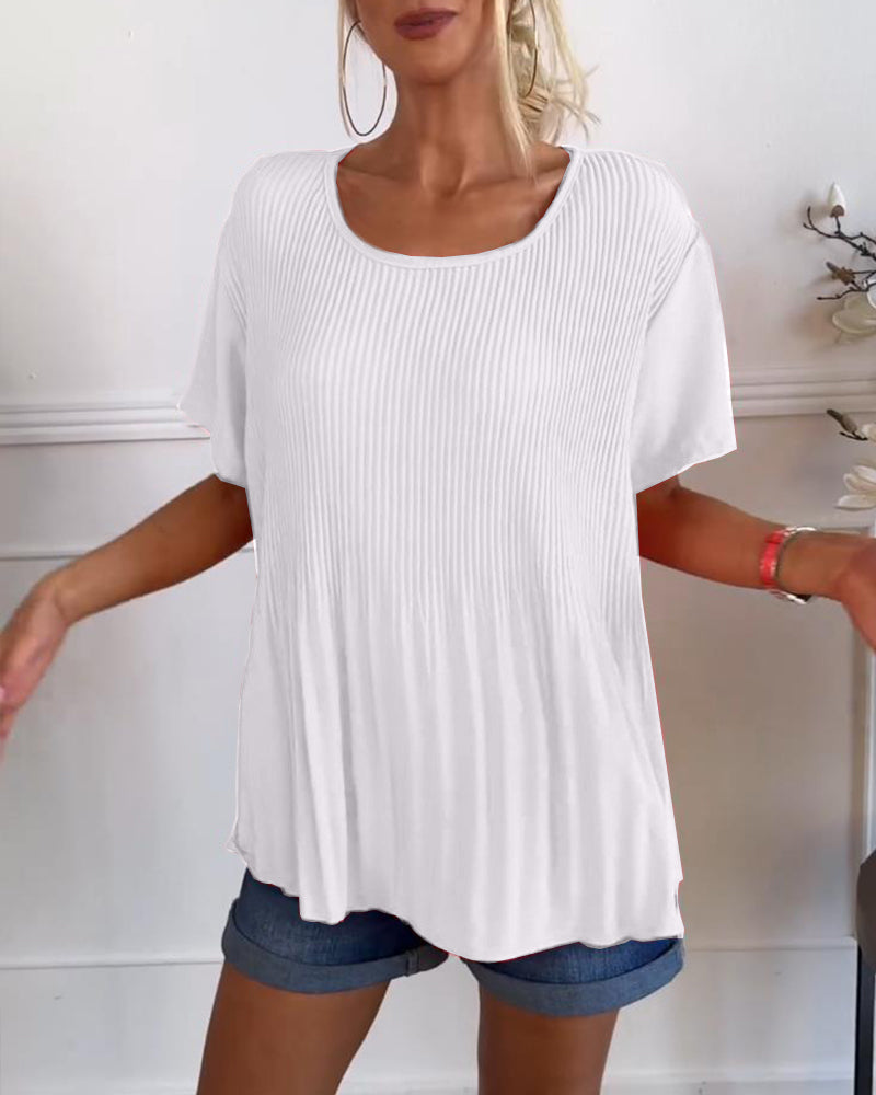 Relaxed Pleated Blouse with Round Neck