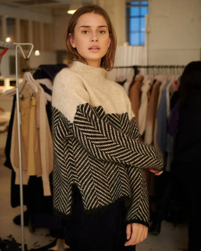 Laluna® | Cozy Turtleneck Knit Sweater
