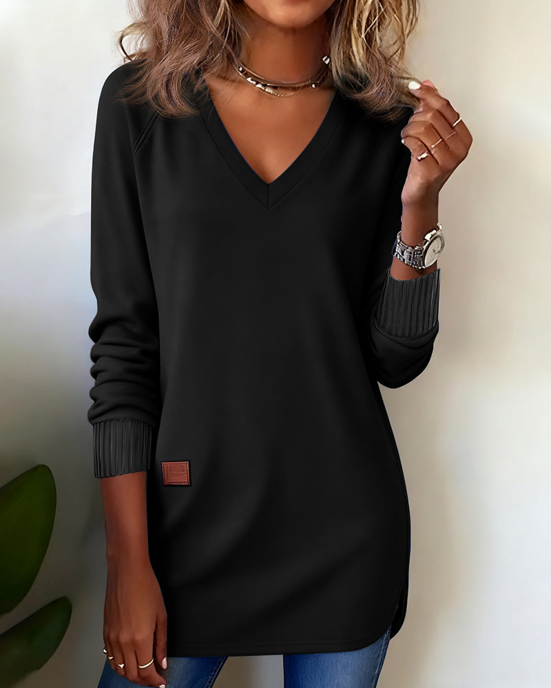 Laluna® | Fashionable Sweatshirt with V-Neck