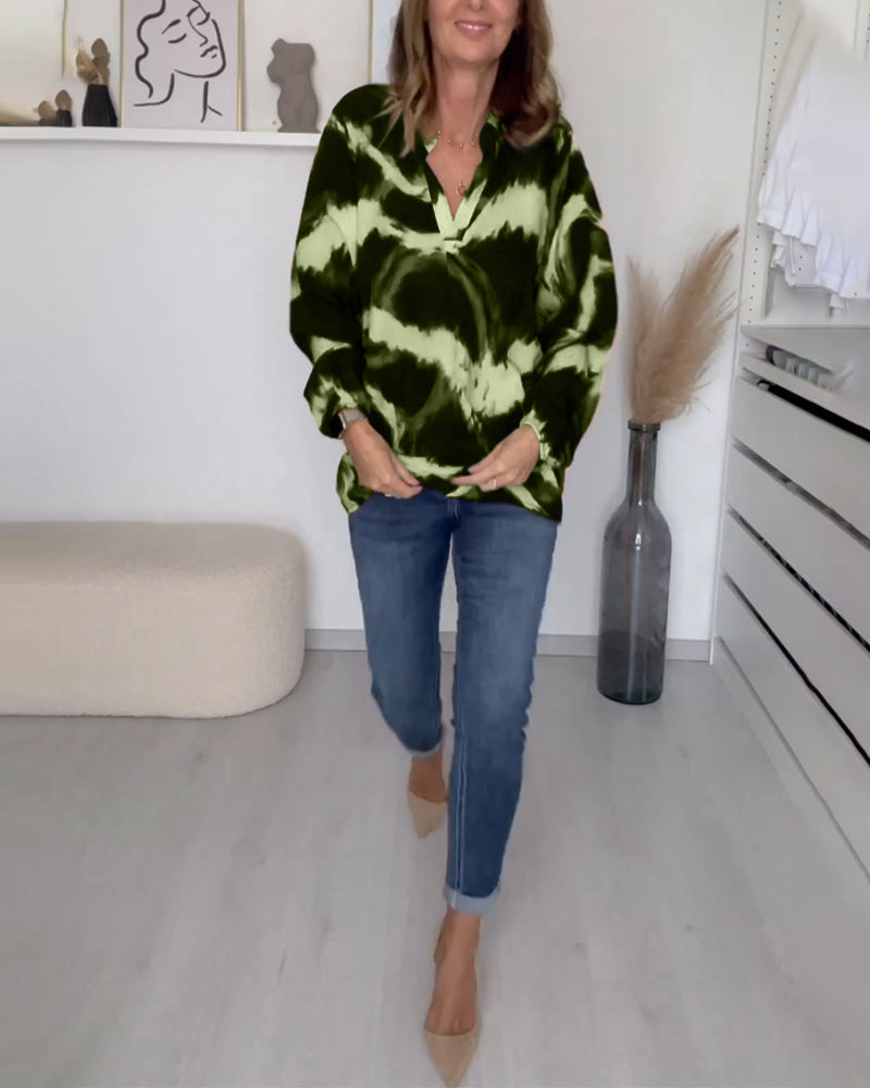 Laluna® | V-Neck Printed Casual Top