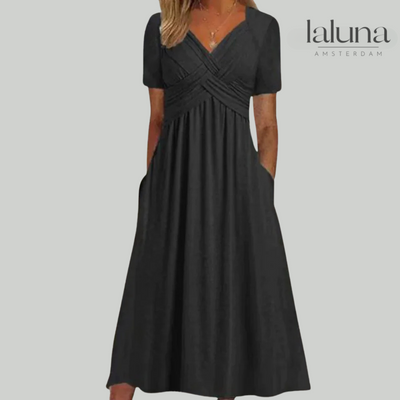 Rosella - Chic and Figure-Flattering Dress