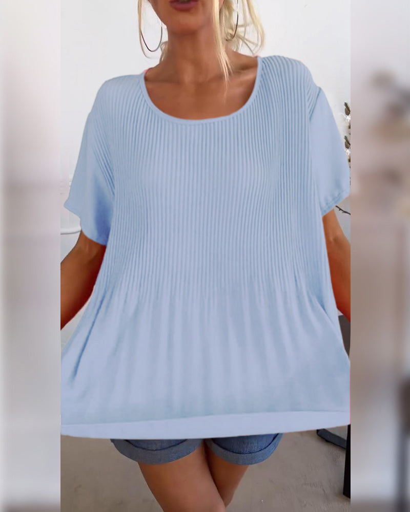 Relaxed Pleated Blouse with Round Neck