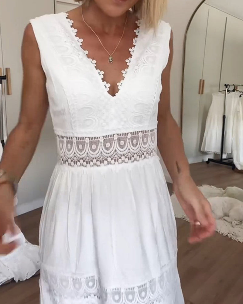 Laluna® V-Neck Lace Dress