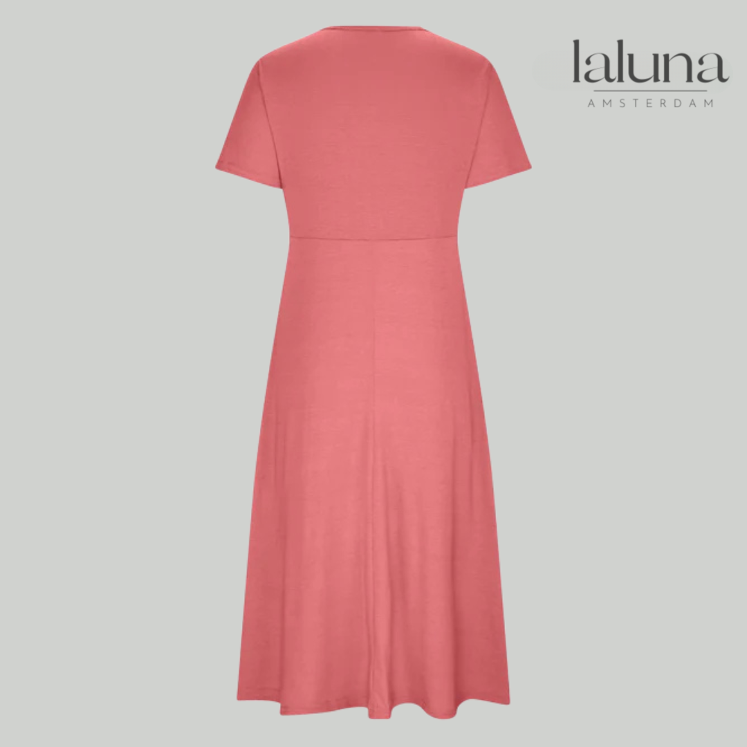 Rosella - Chic and Figure-Flattering Dress