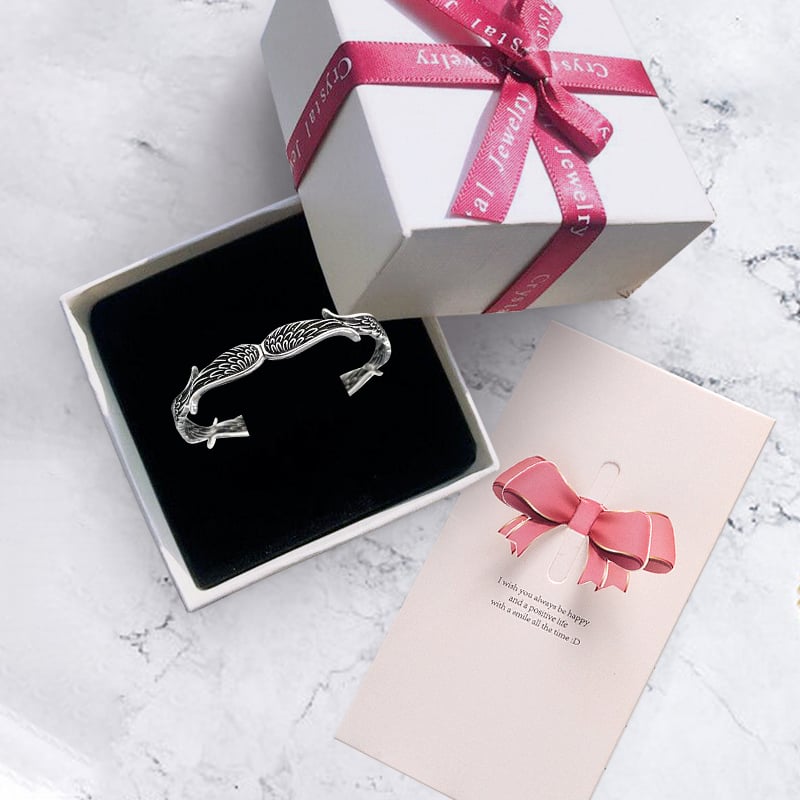 Vintage Silver Bracelet with Angel Wings