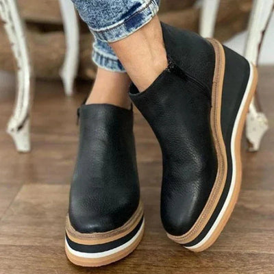Deborah - Chic and Stylish Boots