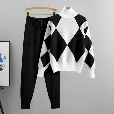 LALUNA® | Stylish Two-Piece Ensemble