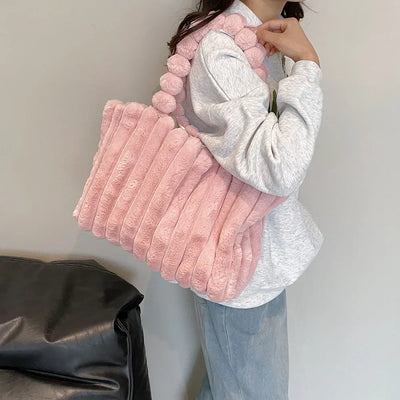 LALUNA® | Luxe Plush Shoulder Bag