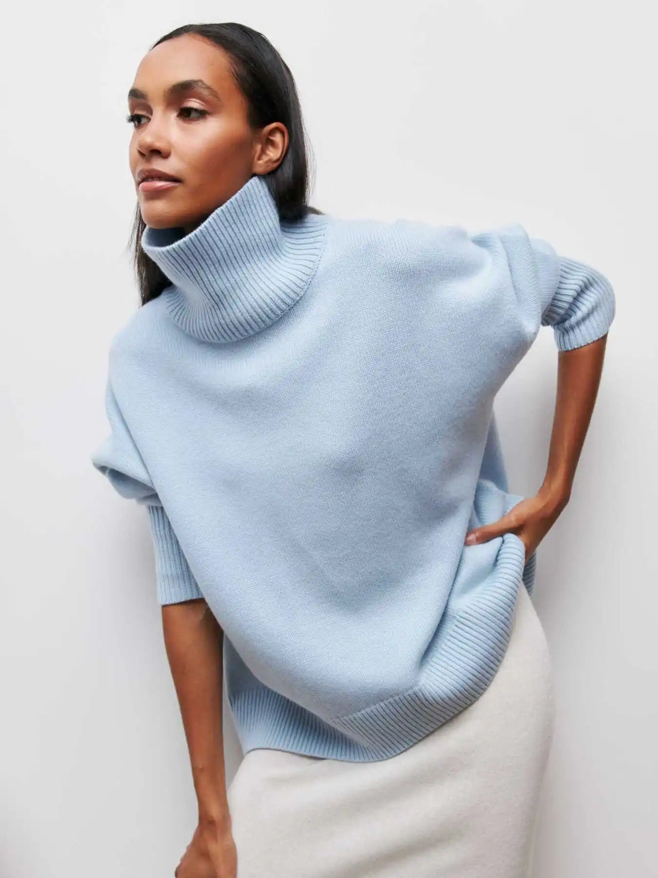Laluna® | Snug Neck Sweater