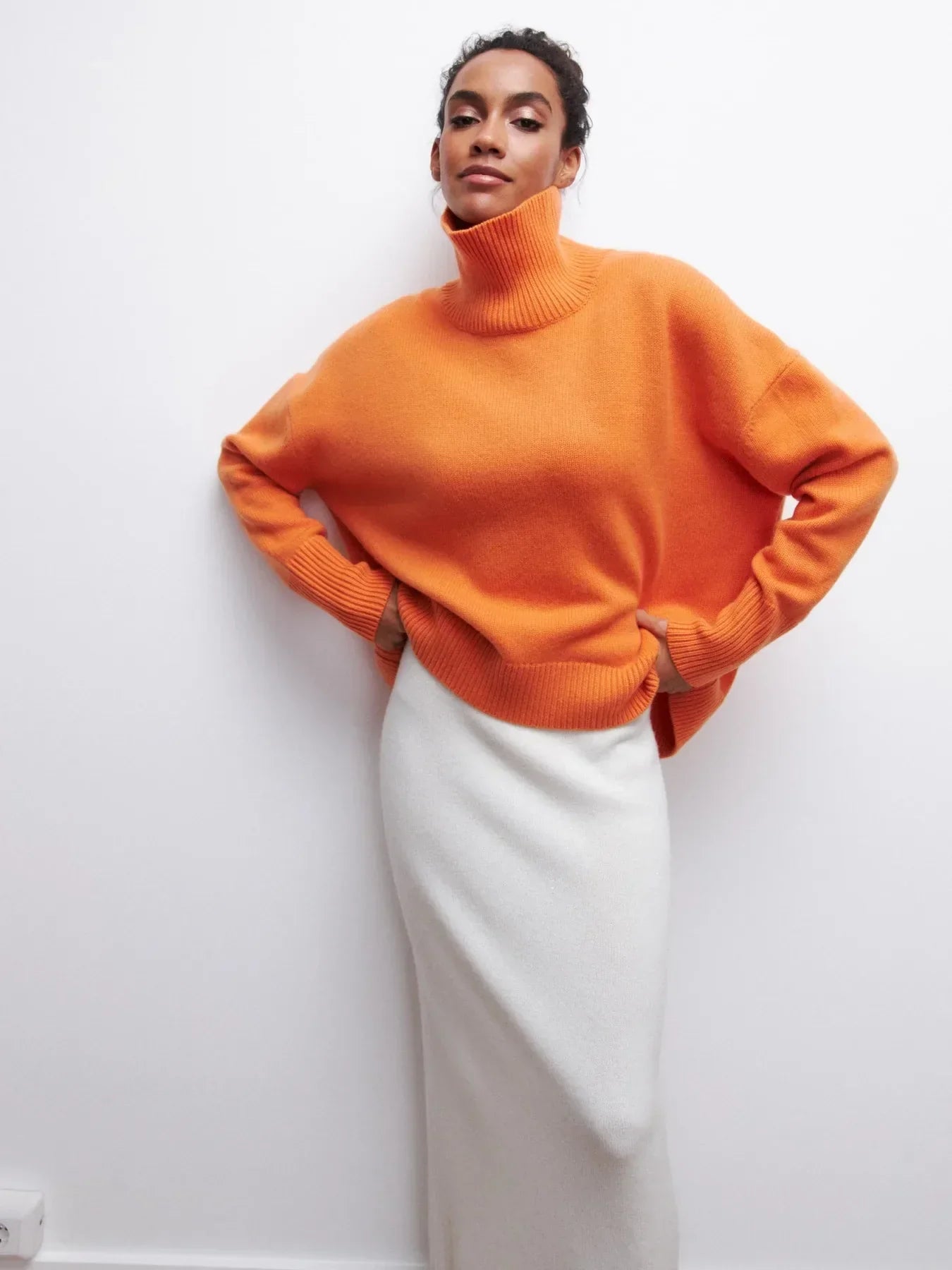 Laluna® | Snug Neck Sweater