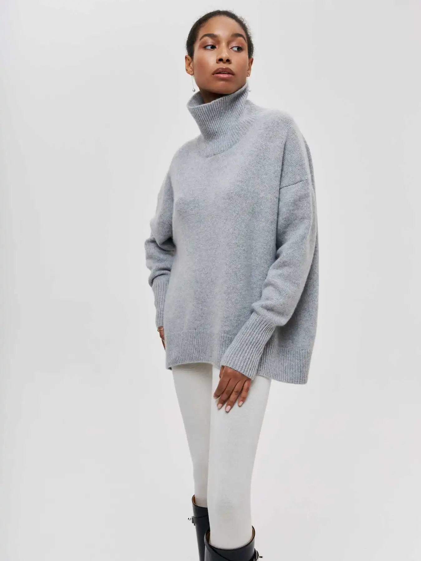Laluna® | Snug Neck Sweater