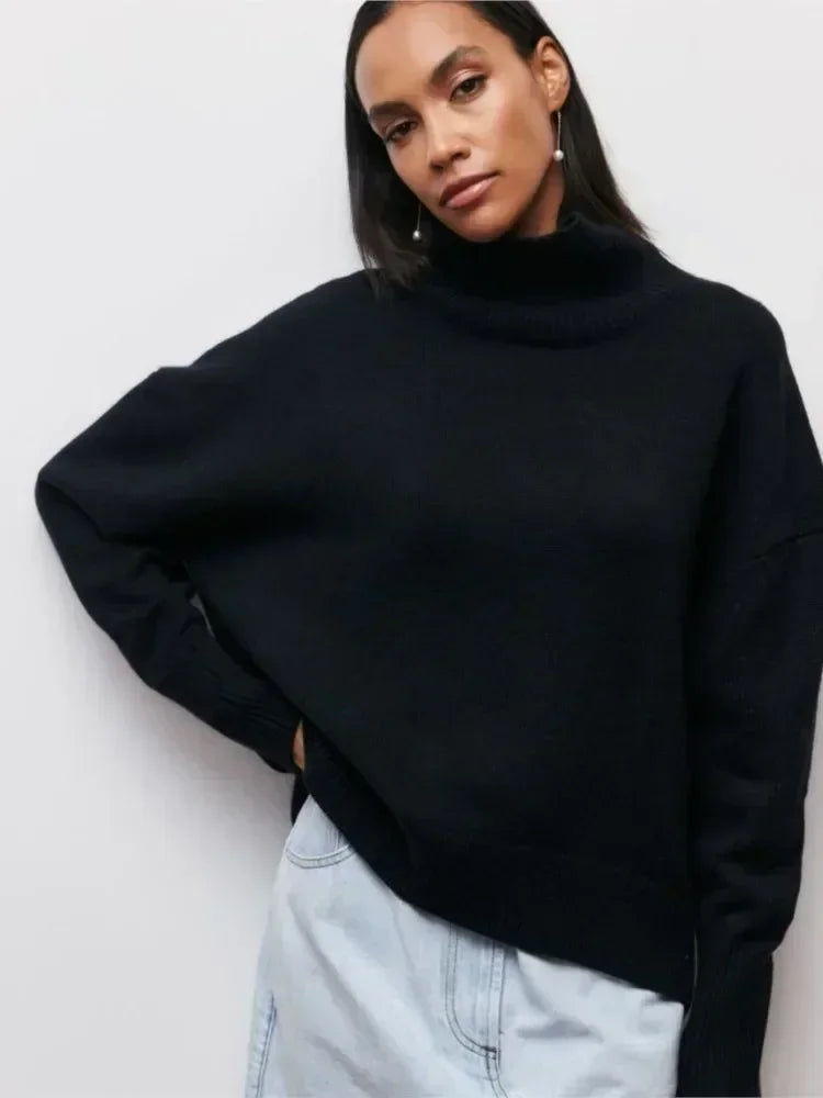 Laluna® | Snug Neck Sweater