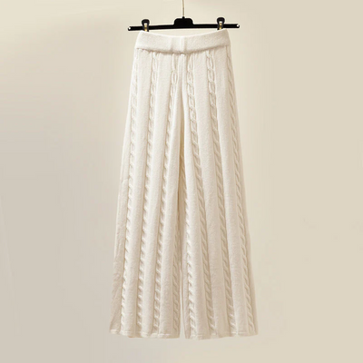 LALUNA® | Soft and Snug Knitted Ensemble