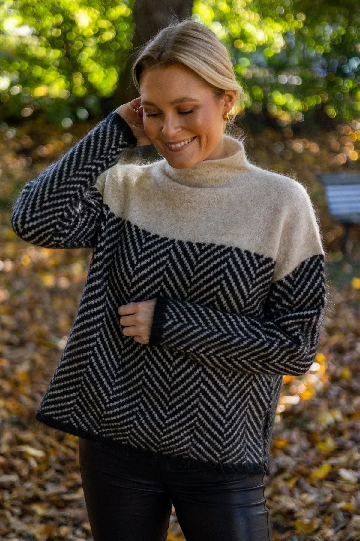 Laluna® | Cozy Turtleneck Knit Sweater