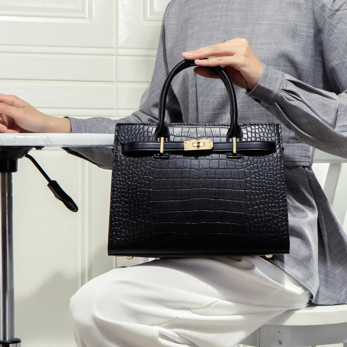 Laluna® | Allure Crocodile-Patterned Bag