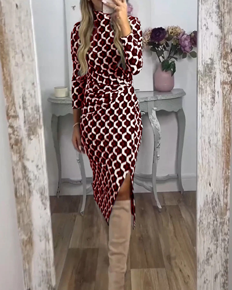 Laluna® | Split Dress with Scaled Print Design