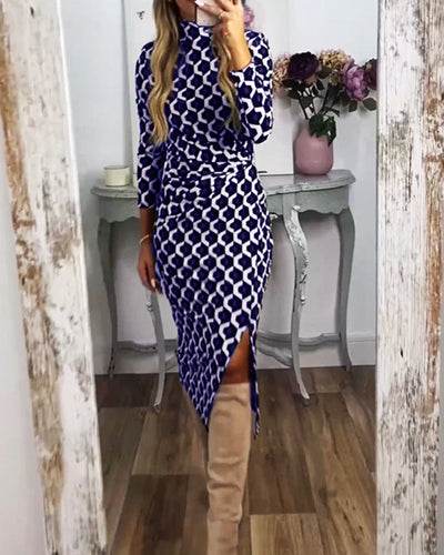 Laluna® | Split Dress with Scaled Print Design