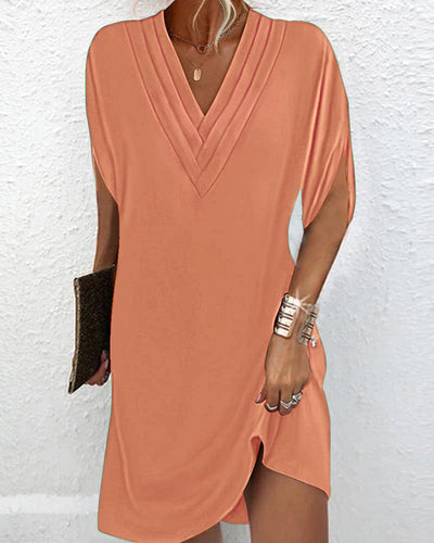 Amélie | Sophisticated V-Neck Dress