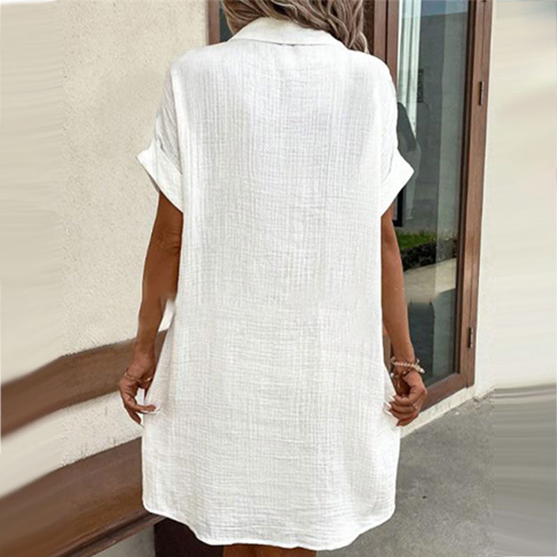 Laluna® | Chic women's dress with button details