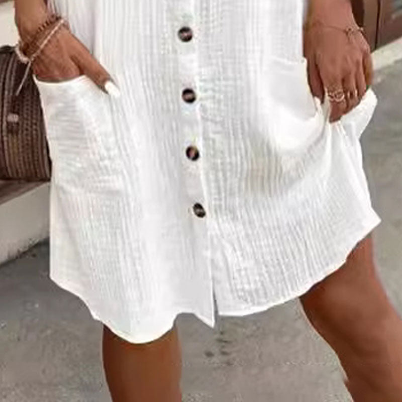 Laluna® | Chic women's dress with button details